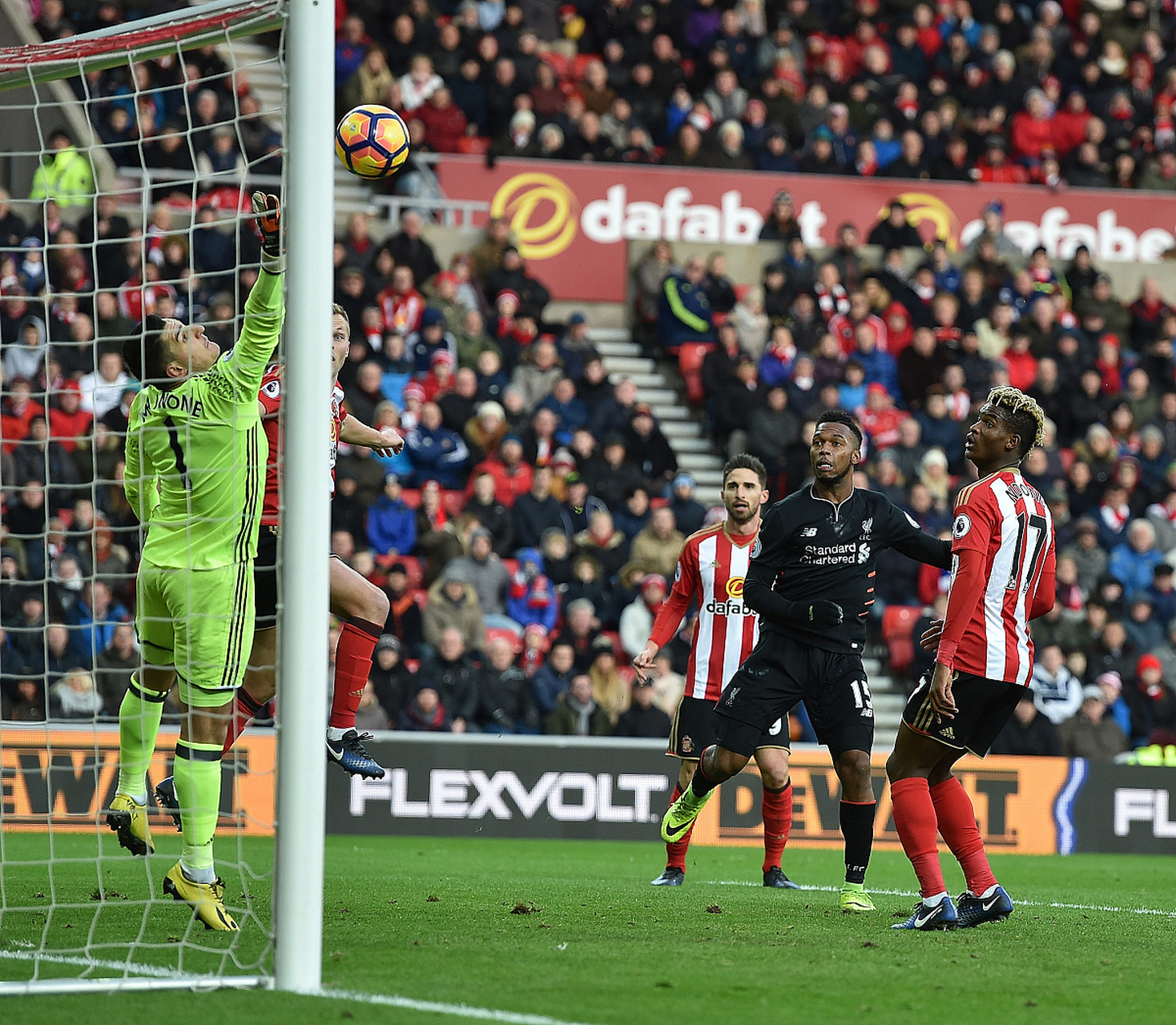 九游-姆巴佩重返赛场，大比分获胜首场状态出色，TL观众沸腾！-九游